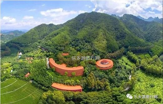 <a href=http://www.lexiangyou.org/xiangcunlvyou/ target=_blank class=infotextkey>乡村旅游</a>：乘坐高铁游梅州，品味客家文化，享受20多项旅游优惠